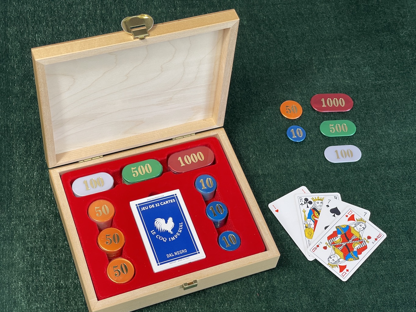 Kit complet pour jouer à la belote jeu de cartes voyage traditionnel
